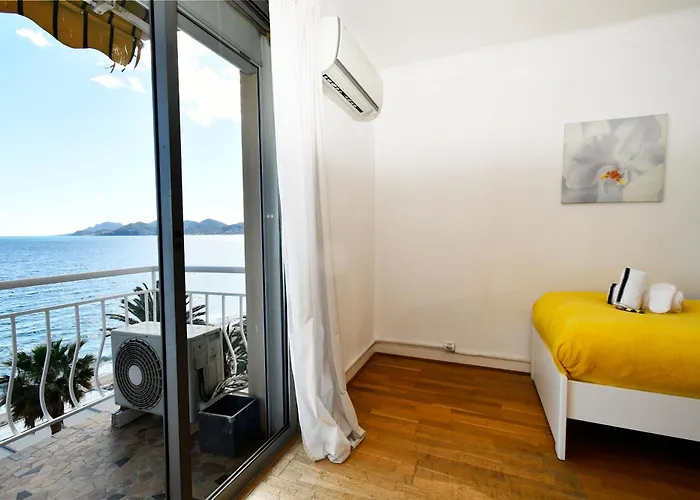 Du Midi- Vue Sur Standing Presta * Cannes